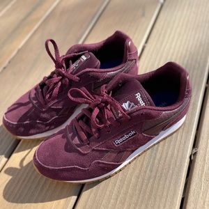 Like new Reebok Classic